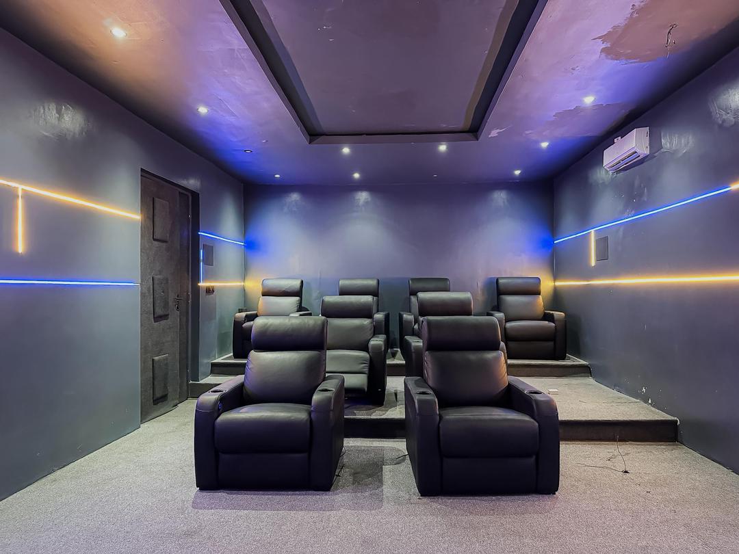 a-seaview-two-bedroom-apartment-6903a6acea6f0