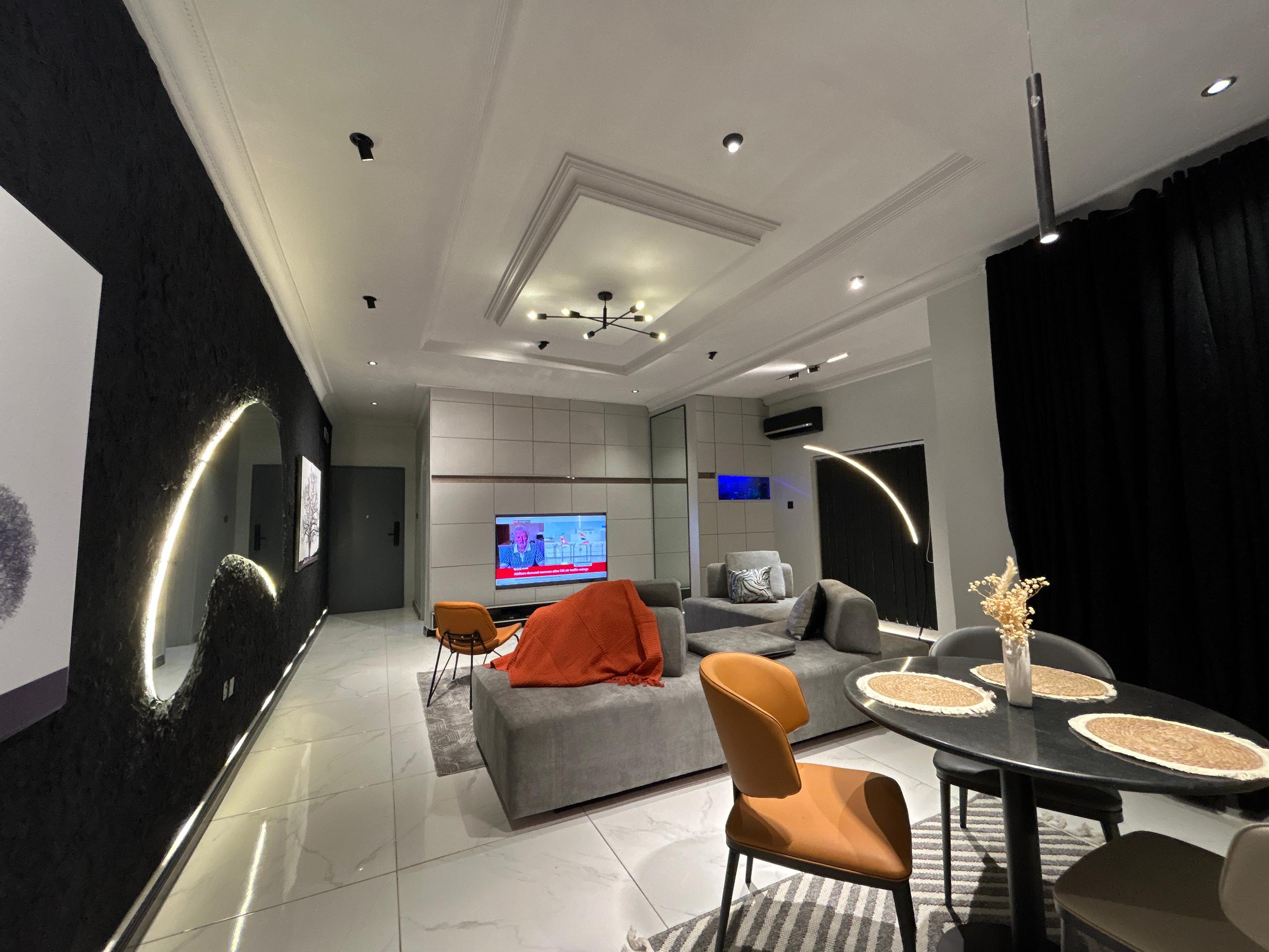 luxurious-one-bedroom-apartment-68e9104f73d42